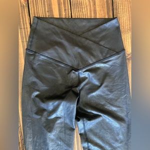 Aerie offline crossover waistband leggings